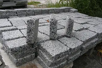 7006895878 w330 h230 granitna brukivka z