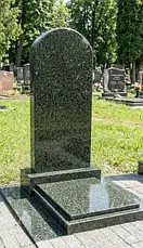 7013414153 w330 h230 pamyatniki z zelenih